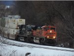 BNSF 9204 on the hill